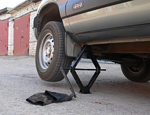 5 najboljih dizalica za Niva Chevrolet