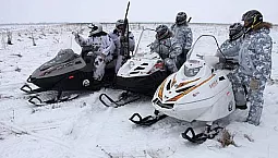 สโนว์โมบิลรัสเซียที่ดีที่สุด - Taiga, Buran หรือ Stealth?