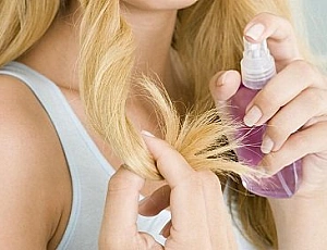 20 nejlepších prostředků na roztřepené konečky