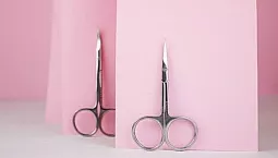 10 najlepších spoločností vyrábajúcich nožnice na nechty