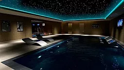 De 10 bästa hotellen i Moskvaregionen med uppvärmda pooler