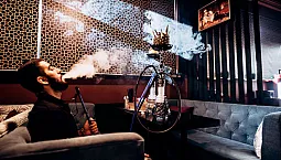 Cele mai bune 10 baruri cu narghilea din Sankt Petersburg