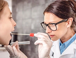 10 bra kliniker i Moskva för PCR-testning för coronavirus