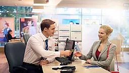 支票账户的前 10 家银行