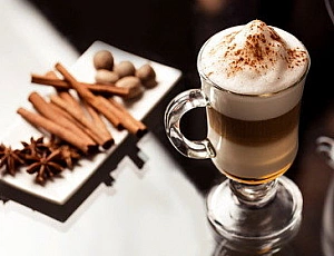 5 nejlepších možností kávových zrn pro latte