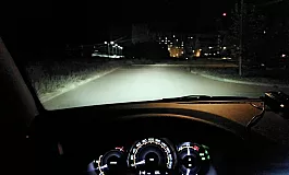 5 bästa halvljuslampor för Lada Vesta