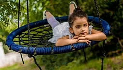 10 καλύτερες παιδικές κούνιες εξωτερικού χώρου