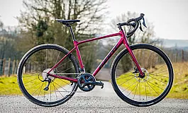 أفضل 15 دراجة طريق لعام 2022