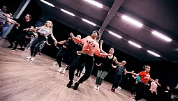 10 melhores escolas de dança em São Petersburgo