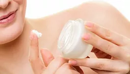 15 melhores cremes para o rosto após 40 anos