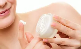 15 melhores cremes para o rosto após 40 anos