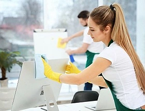 Najboljša čistilna podjetja v Jekaterinburgu za podjetja